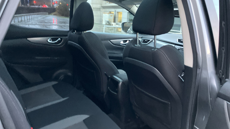 Nissan Qashqai 1.2 DiG-T N-Connecta 5dr Petrol Hatchback